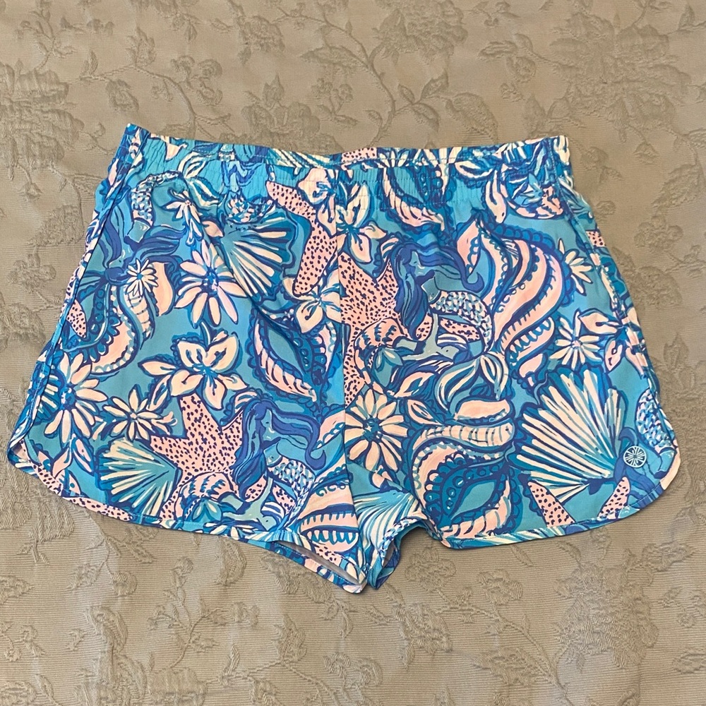 Girl Lilly Pulitzer Luxletix exercise shorts Size XL 12-14 Like New
